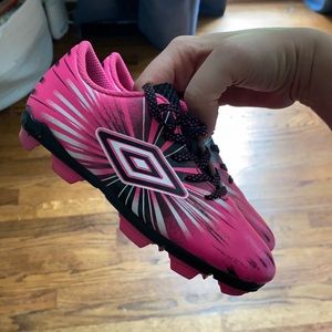 Umbro soccer cleats - girls pink